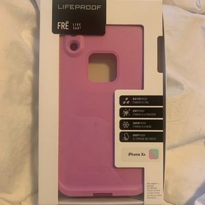 Lifeproof FRE I Phone XR-BRAND NEW!